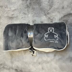 Baby Gap Gray Shepherd Blanket